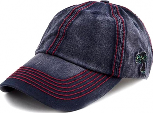 Topi dengan Bahan Denim dan Aksen Jahitan